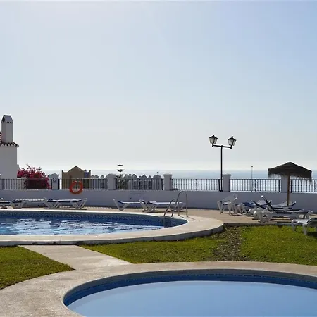 Townhouse With Sea View * ネルハ