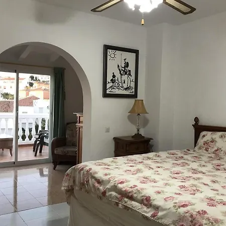 Townhouse With Sea View נרחה